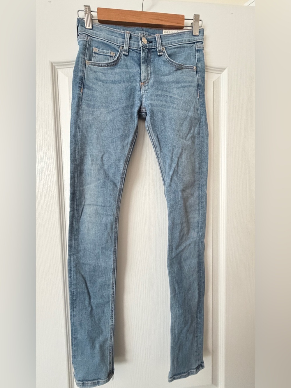 rag & bone Light Wash Skinny Jeans Women’s Size 26